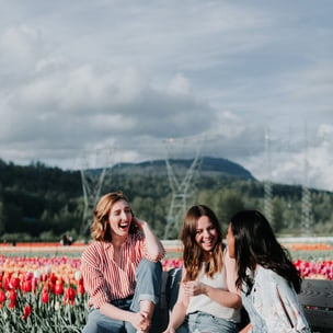 celebrate international womens day - photo by Priscilla Du Preez via unsplash